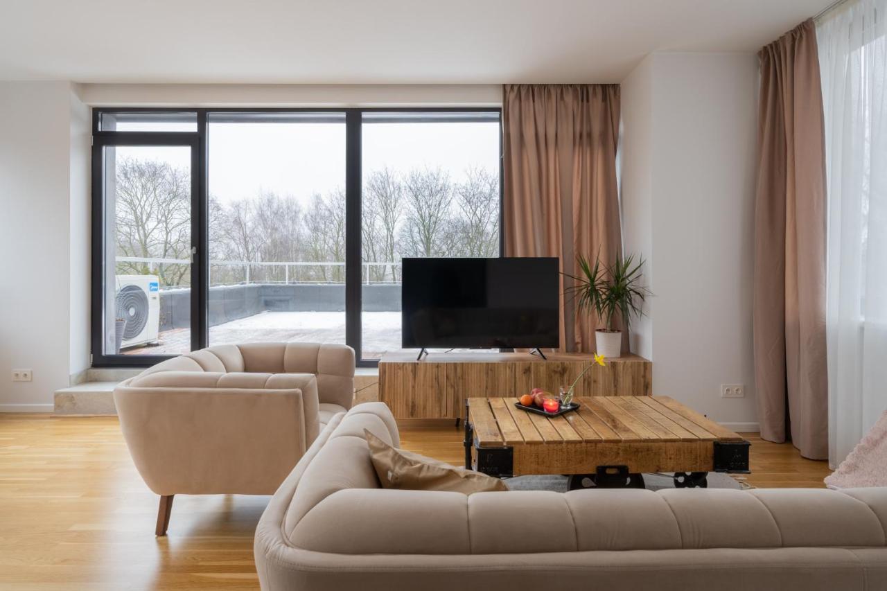 1-Bedroom Penthouse With Underground Parking Riga Exterior photo